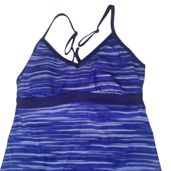 ⭐ Athleta Striped Racerback Athletic Dress | Women’s Small | Built-In Bra - Picture 2 of 12